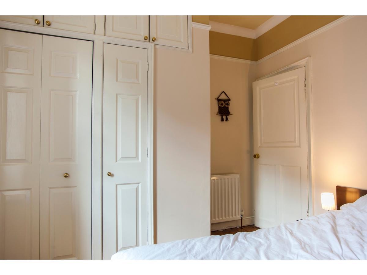 Historic Dean Village Treasure, Sleeps 4 Appartement Édimbourg